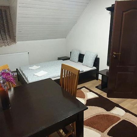 Appartamento Apartman House Odorheiu Secuiesc Esterno foto
